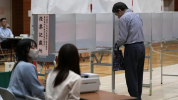 Japon : défaite inattendue de la majorité au pouvoir après 15 ans d'élections