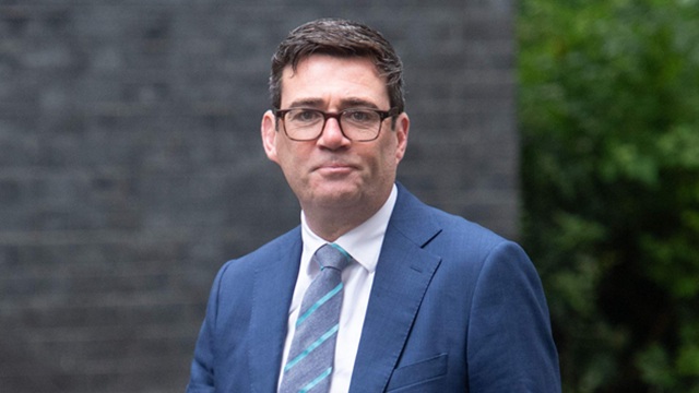 Royaume-Uni : Qui est Andy Burnham, le « Roi du Nord » en route pour Downing Street ? Royaume-Uni : Qui est Andy Burnham, le « Roi du Nord » en route pour Downing Street ?
