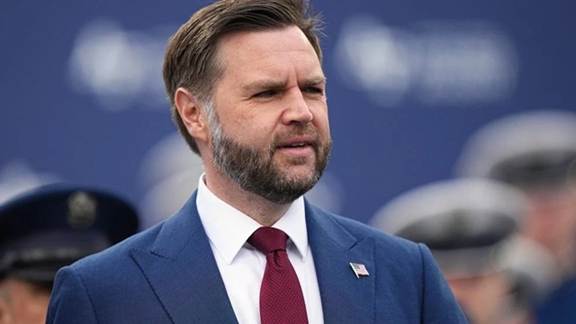 Percée en Suisse : JD Vance salue des « bases très solides » pour un accord final avec l’Iran Percée en Suisse : JD Vance salue des « bases très solides » pour un accord final avec l’Iran