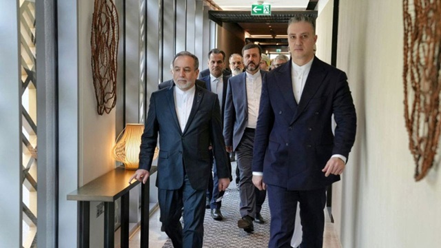 Entre progrès et transition : les États-Unis et l’Iran prolongent le dialogue après les discussions de Doha Entre progrès et transition : les États-Unis et l’Iran prolongent le dialogue après les discussions de Doha