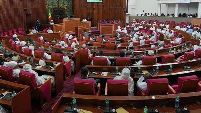 Sénégal : La session parlementaire de la rupture s’ouvre sur fond de duel au sommet de l’État Sénégal : La session parlementaire de la rupture s’ouvre sur fond de duel au sommet de l’État