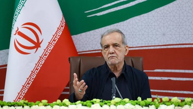 Face aux sanctions et à la crise, le président iranien Massoud Pezeshkian concède que le pays traverse de « nombreuses difficultés » Face aux sanctions et à la crise, le président iranien Massoud Pezeshkian concède que le pays traverse de « nombreuses difficultés »
