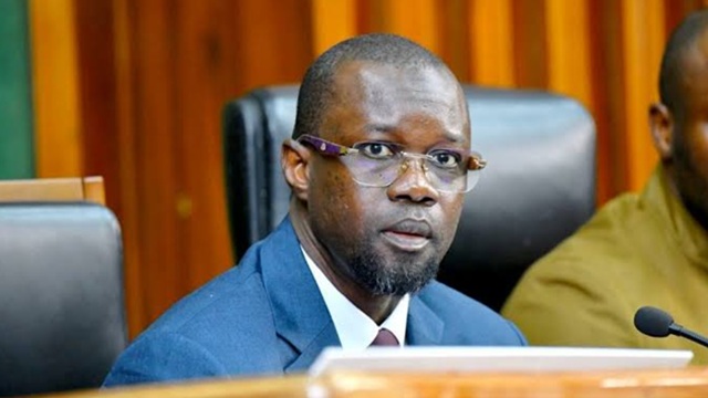 Sénégal : Vent de crise à l’Assemblée nationale, un bras de fer budgétaire imminent entre le gouvernement et le Pastef Sénégal : Vent de crise à l’Assemblée nationale, un bras de fer budgétaire imminent entre le gouvernement et le Pastef